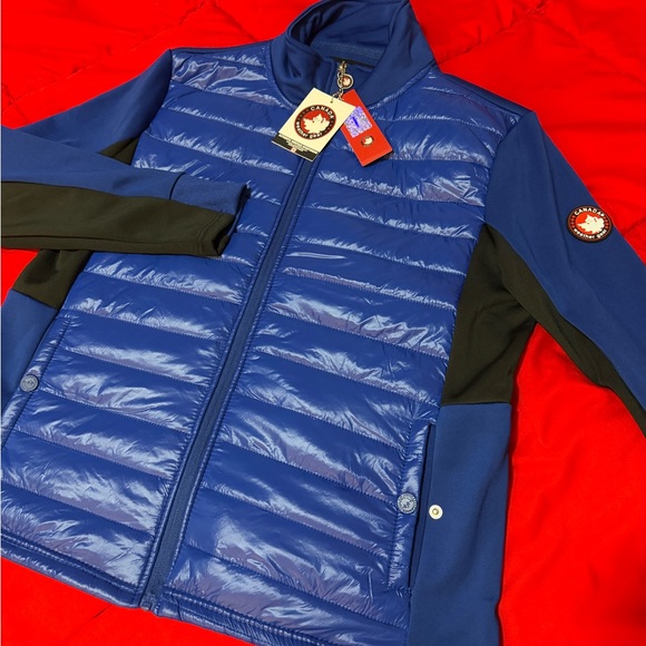 Blue and Black Puffer Jacket - Picture 4 of 6
